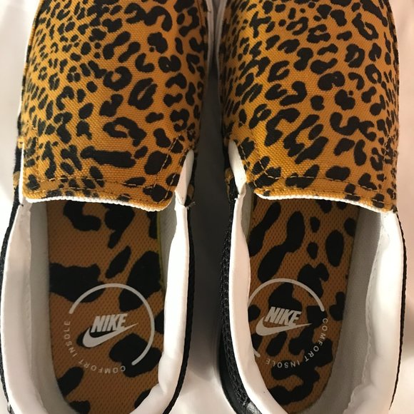 Nike Comfort Insole Leopard Print Casual Wear Slip-On Shoes - Picture 7 of 8